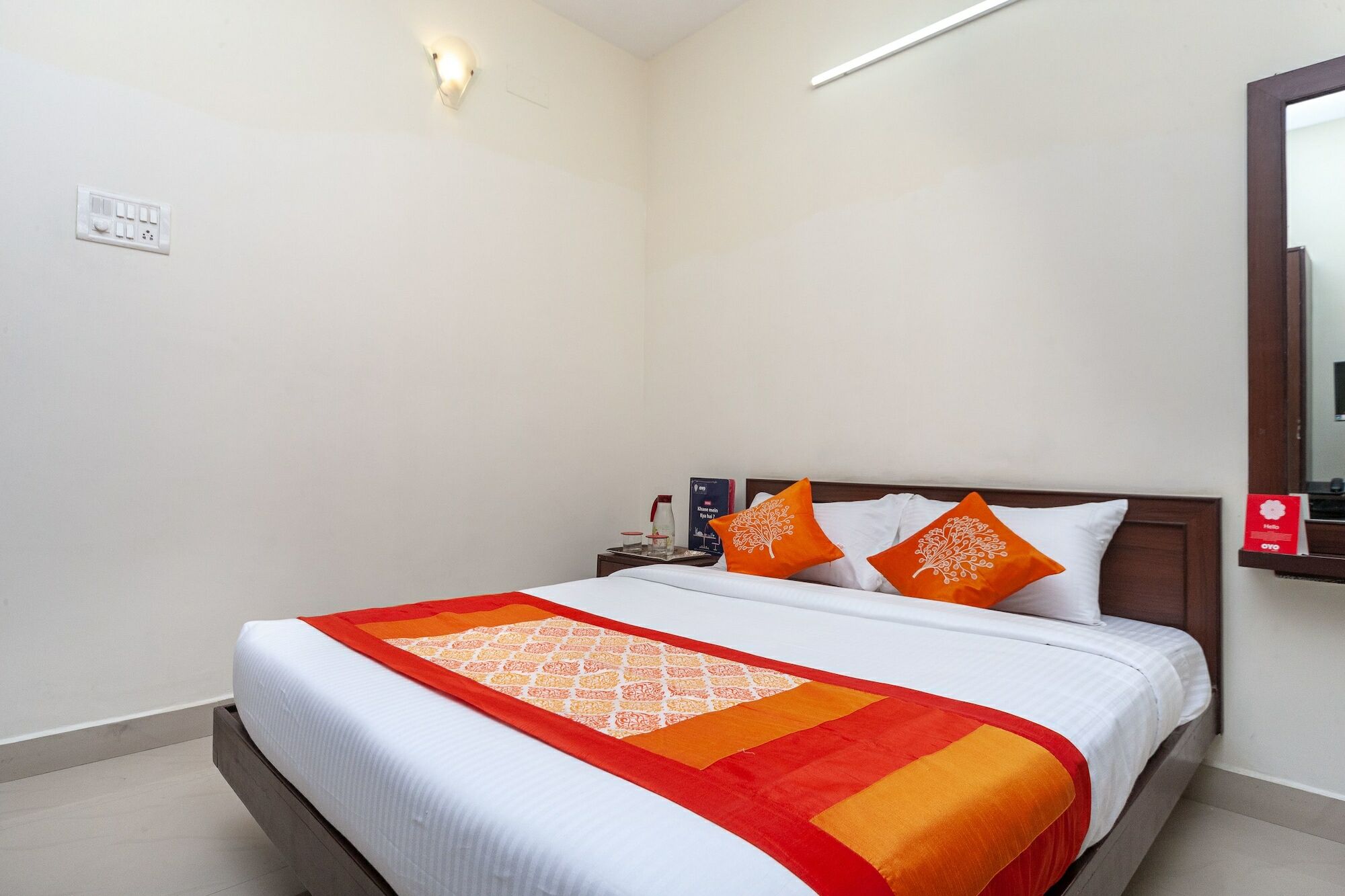 Oyo 22019 Skye Service Apartments Chennai Ngoại thất bức ảnh