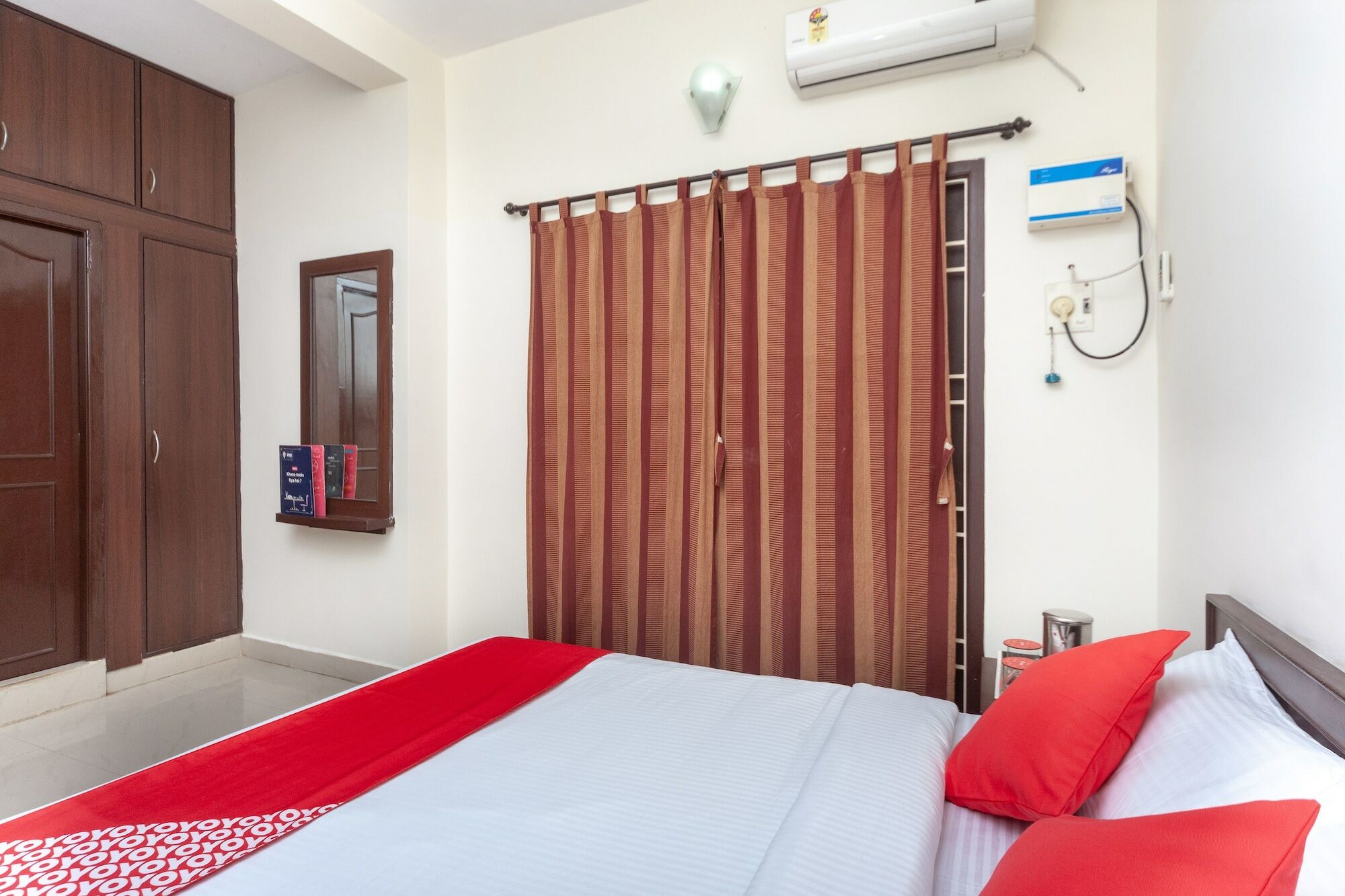 Oyo 22019 Skye Service Apartments Chennai Ngoại thất bức ảnh