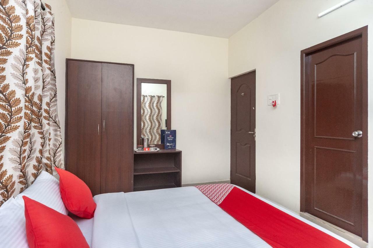 Oyo 22019 Skye Service Apartments Chennai Ngoại thất bức ảnh